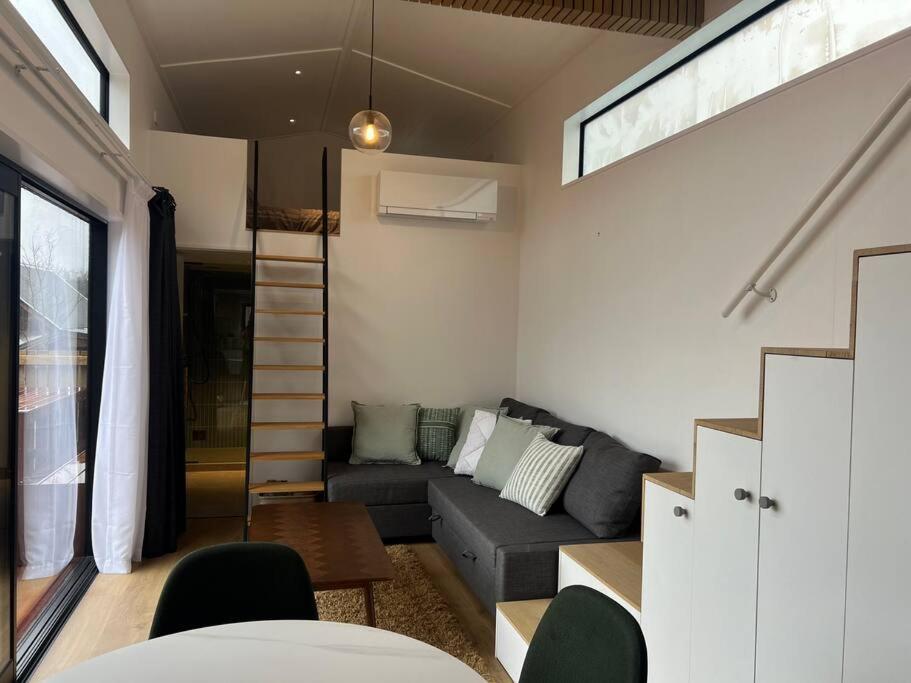 Alpine Chalet - Views, Fire-Pit, Central, Cosy วานากา ภายนอก รูปภาพ